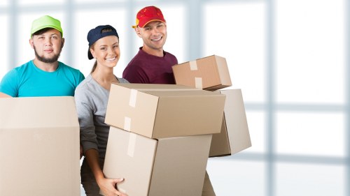 Hounslow area moving truck for residential and commercial transport