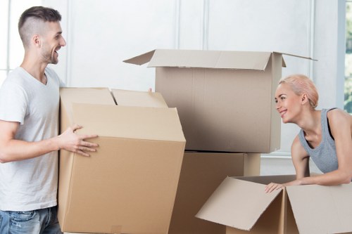 Choosing the right size removal truck for a move in Hounslow